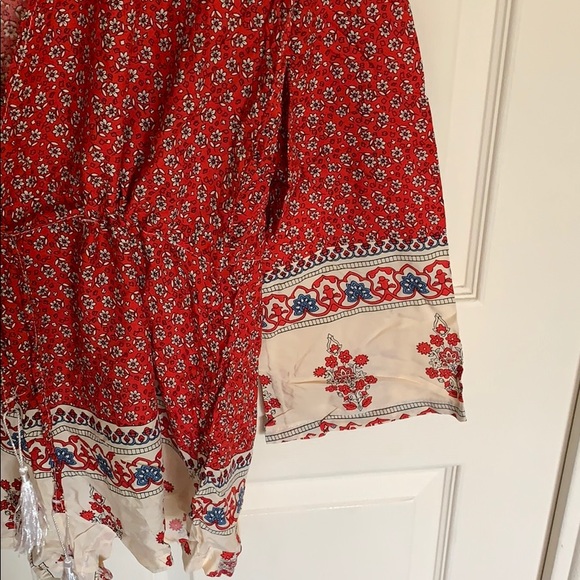 Gorgeous boho bell sleeve romper - Picture 4 of 5